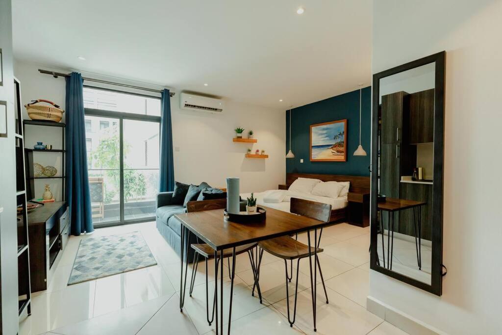 Enjoy Luxury Studio W/Pool @Embassy Gardens Akra Zewnętrze zdjęcie